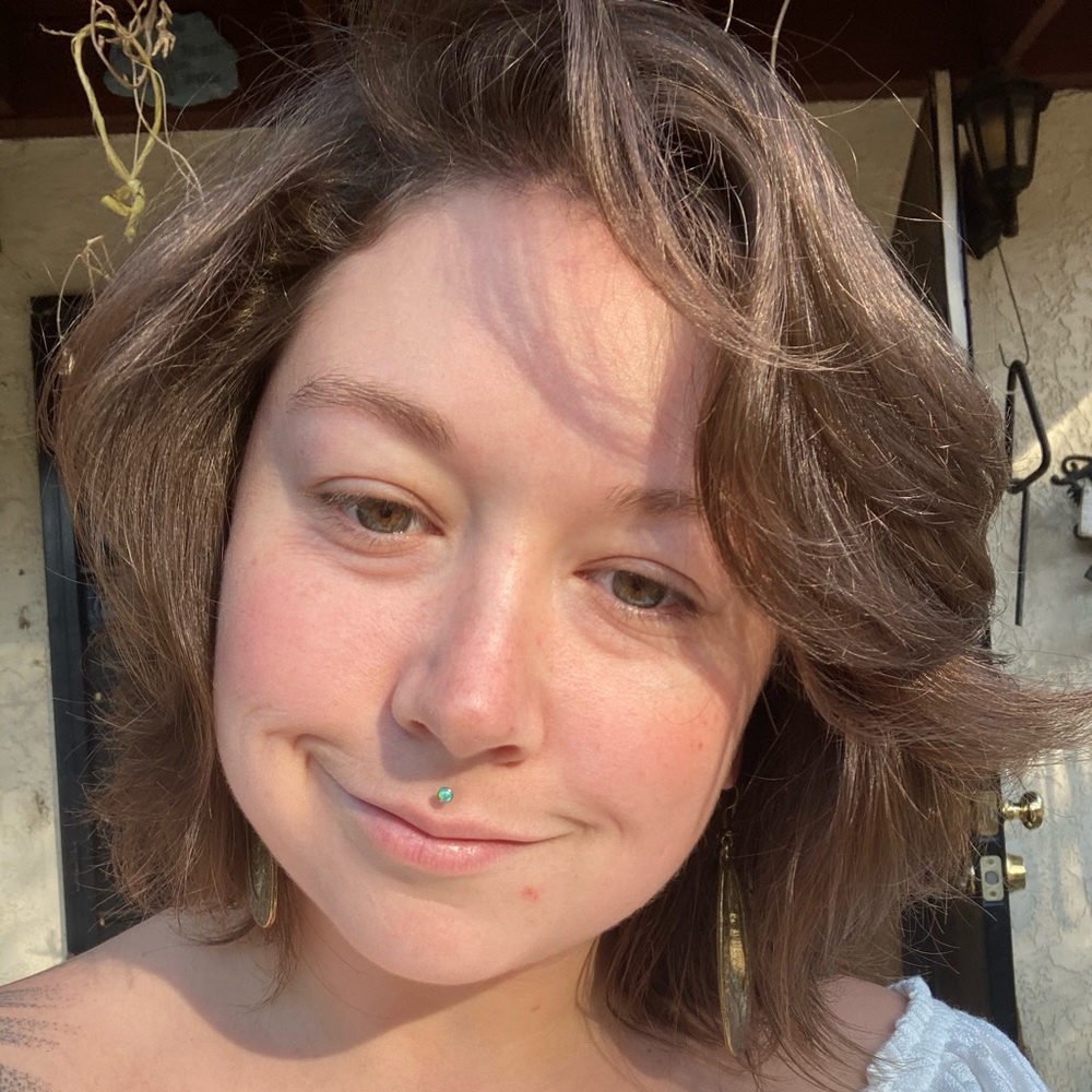 Meet your Posher, Posh